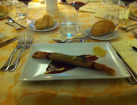 Crujiente de bacalao monacal con piñones